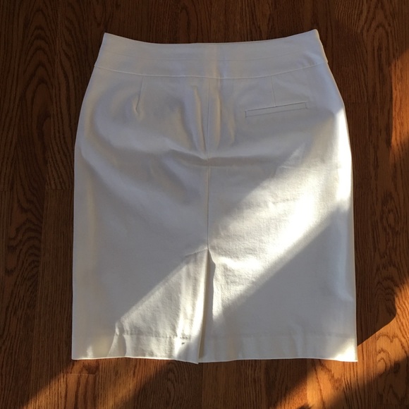 Banana Republic Trowser Pencil Skirt - Picture 2 of 3