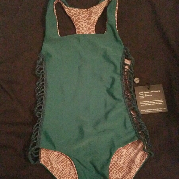 Acacia honey 1pc. Ipanema seaweed BNWT🚫sold🚫