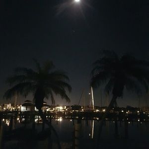 Meet your Posher, Carla