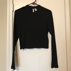 NWOT CROPPED & RIBBED BLACK LONG SLEEVE