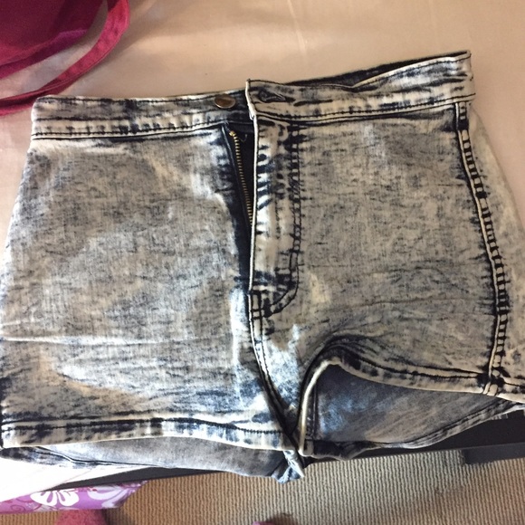 High Waisted Shorts - Picture 1 of 1
