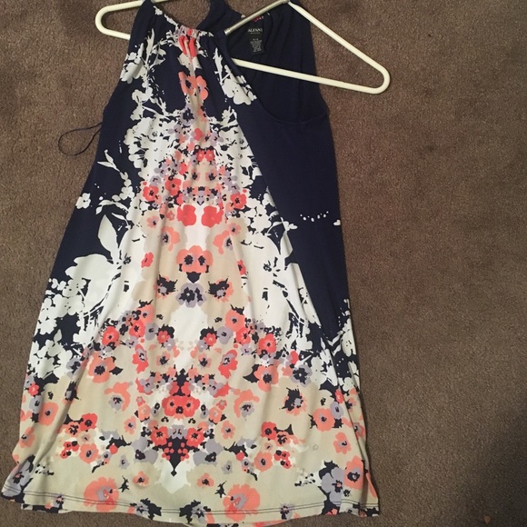 Cute spring shift dress!