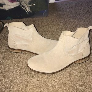 Zara Girls Metallic Suede Boots