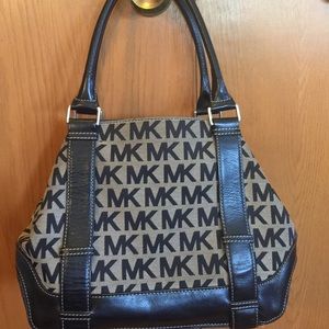 Michael Kor purse (tote)