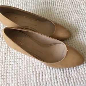 Franco Sarto nude wedge