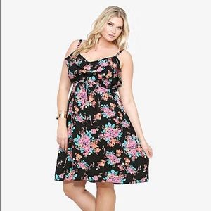Torrid tropical print ruffled challis dress