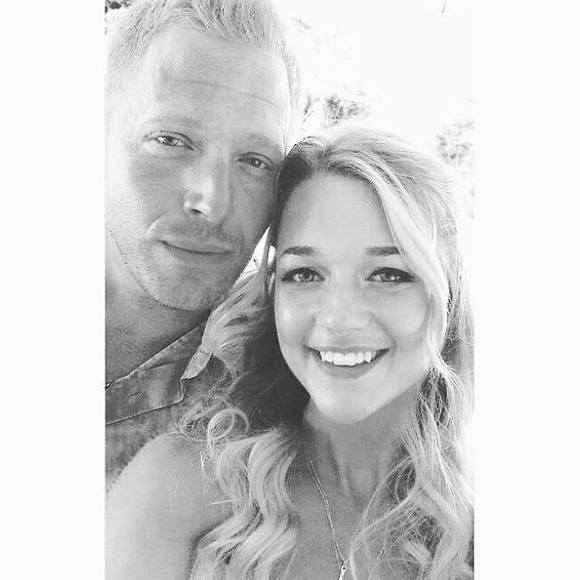 Meet your Posher, Whitney - Picture 1 of 1