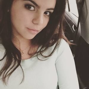 Meet your Posher, Melanie