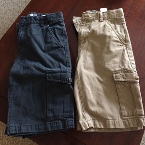 Reduced! 2 Pair of Old Navy Boys Cargo Shorts