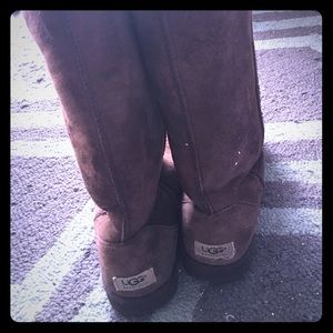 Ugg brown knee high classic shearling size 9