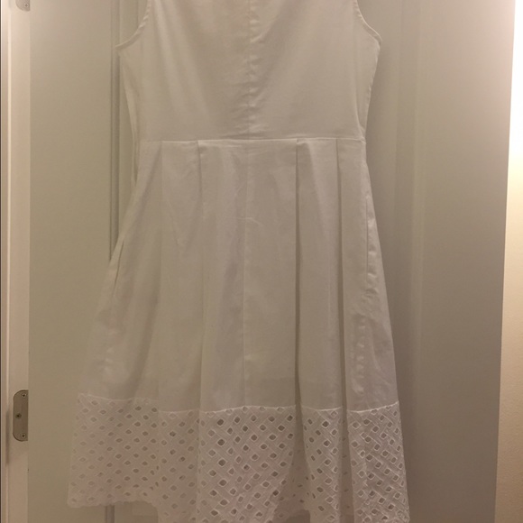 Eliza J eyelet fit & flare shirtdress in white, 4P - Picture 3 of 4