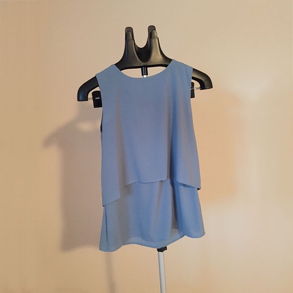 Sleeveless summer top.