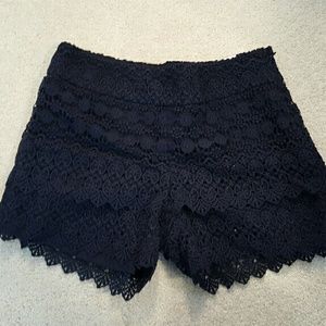 Lace pattern shorts