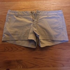 NWOT khaki shorts