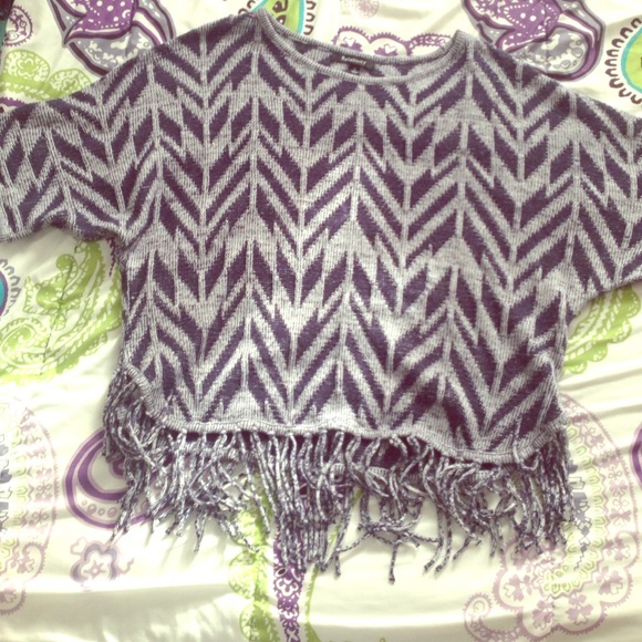 Relativity Fringed Short Sleeved Sweater