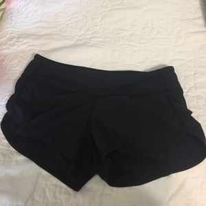 Lululemon speed running shorts in black