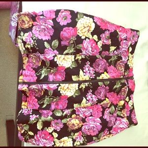 Forever 21 flowery skirt
