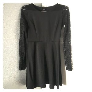 Forever 21 lace black dress