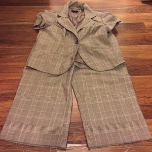 Capri suit set