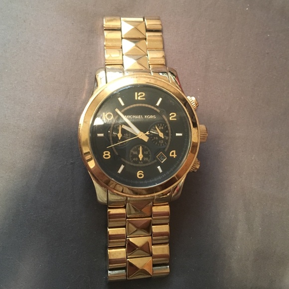 Michael Kors | Accessories | Michael Kors Gold Pyramid  display picture 3
