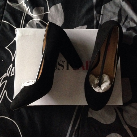 New! JustFab Lavinie heels