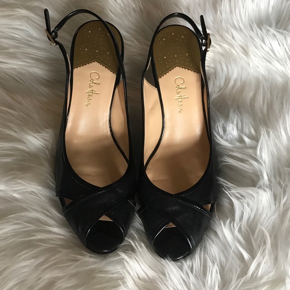 COLE HAAN ankle strap open toe wedges