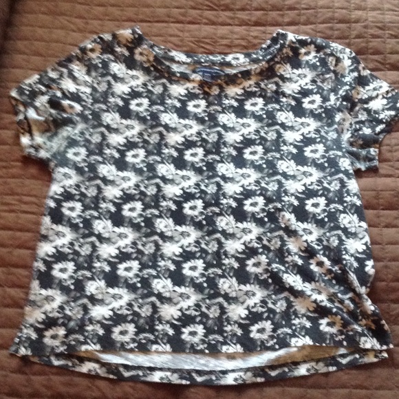 Tee shirt