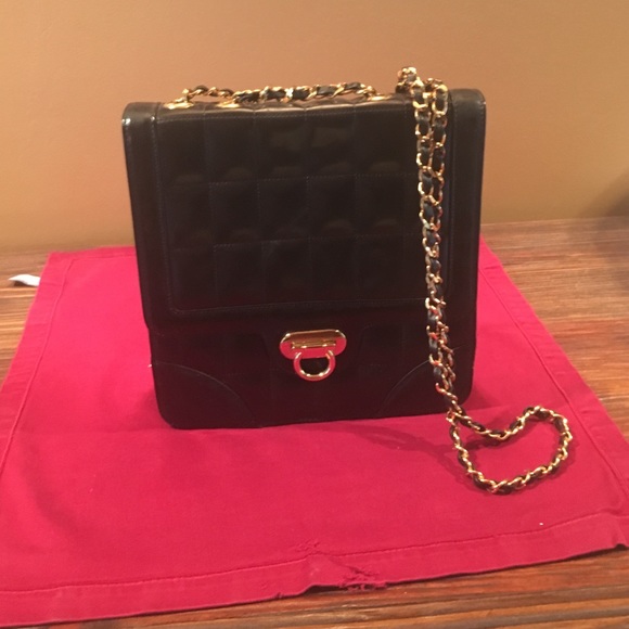 Quilted leather bag