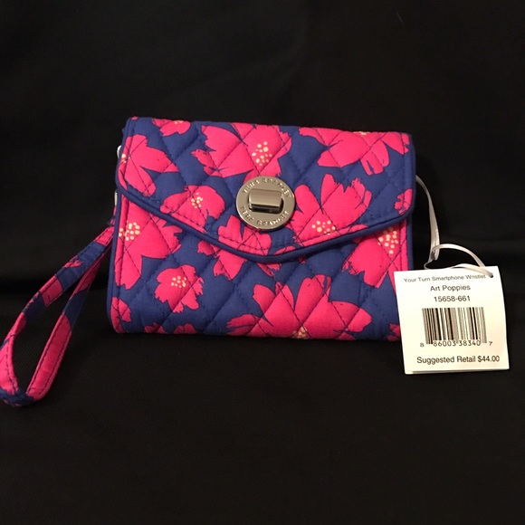 Vera Bradley Handbags - New Vera Bradley Wristlet Art Poppies