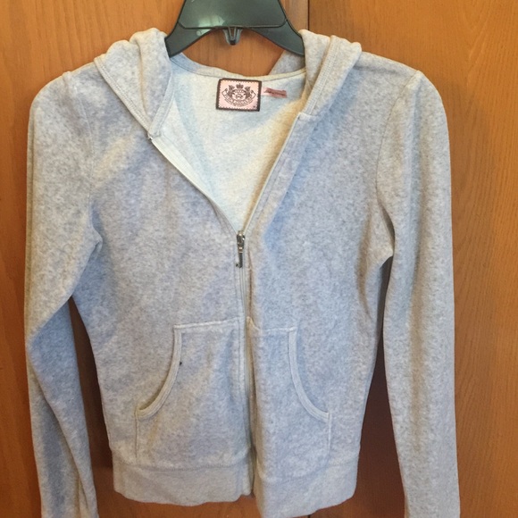 Gray Juicy Couture M zip-up sweat shirt