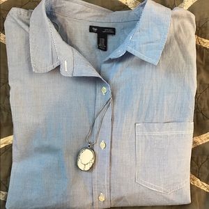 GAP Long Sleeved Boyfriend Fit Button up