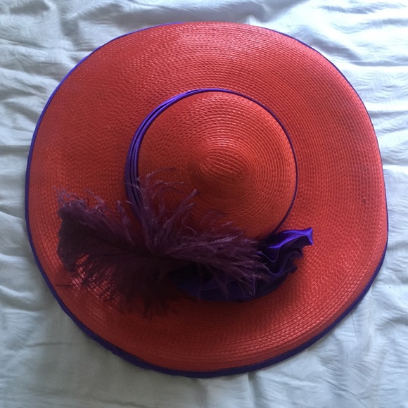 Red Lady Straw Hat with Bow - Picture 1 of 4