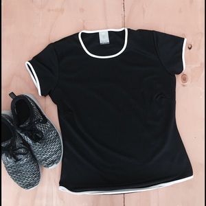 Nike dri fit work out top