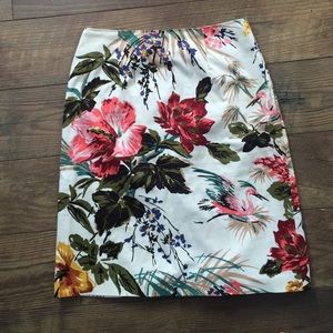 Insta Chic Sale! Oscar de la Renta floral skirt