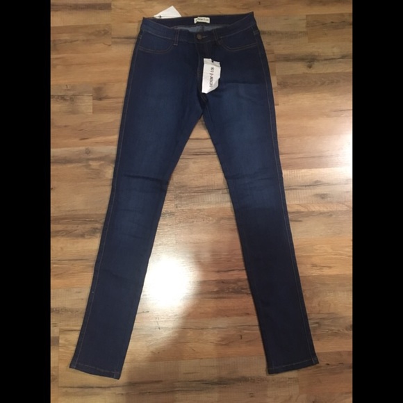 Fashion Nova denim jeans