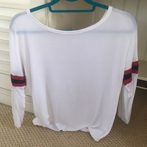 Long sleeve tee