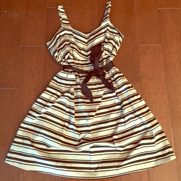 Motherhood Maternity Dress Medium