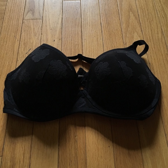 *sold* black lace pink bra