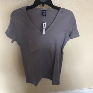 NWT gap tee