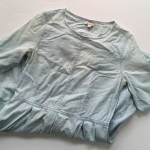 Gap size 4 chambray dress with pleats