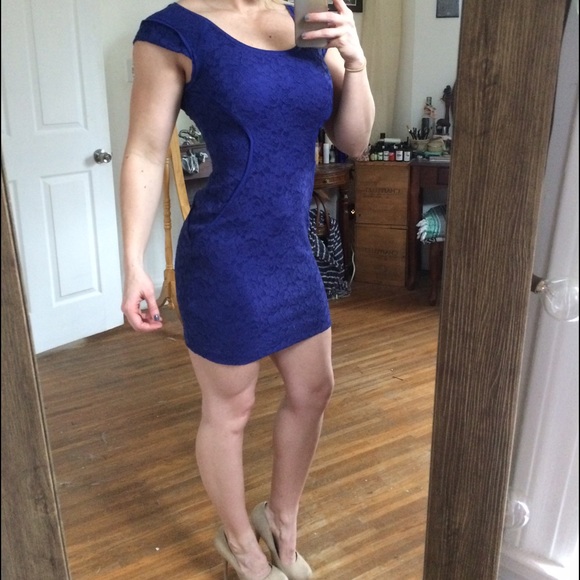 Beautiful blue cap sleeve dress