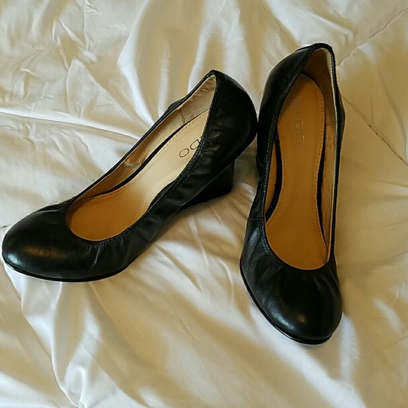 Aldo wedges