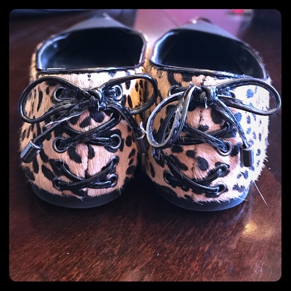 Cheetah print calf hair flats