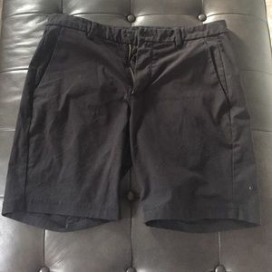 Black lululemon men's shorts