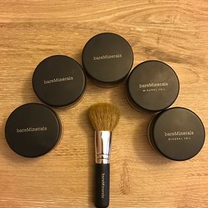 BAREMINERALS kit with brush !!