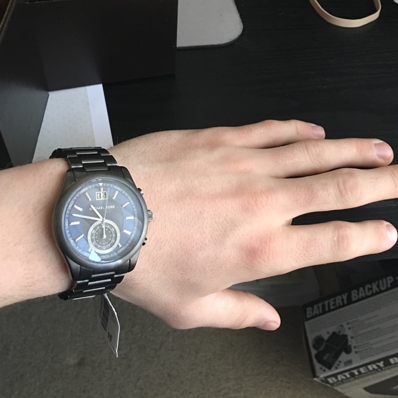 Men's Michael Kors Watch - Picture 3 of 4