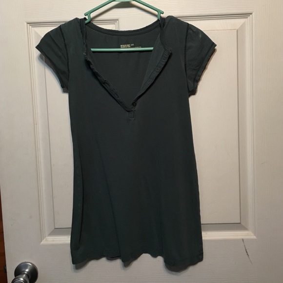 Short sleeve button shirt