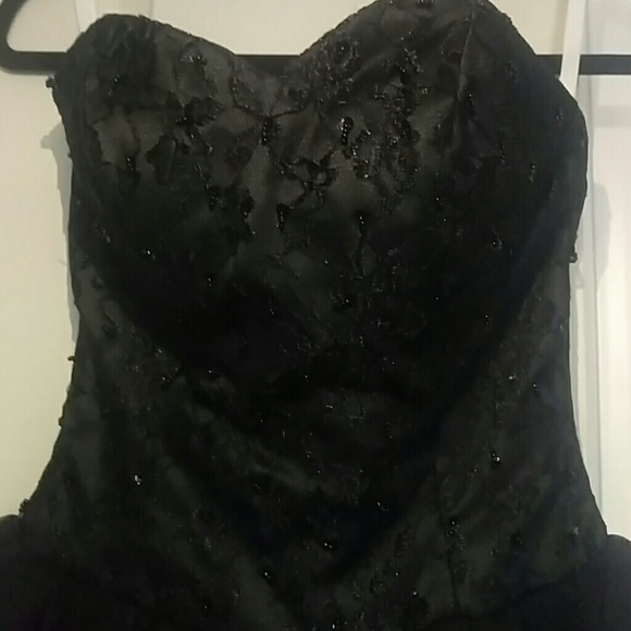 Prom Dress - Picture 2 of 4