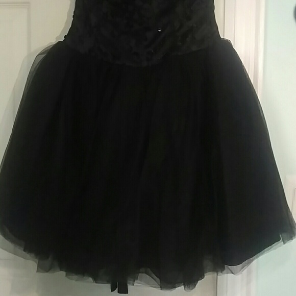 Prom Dress - Picture 3 of 4