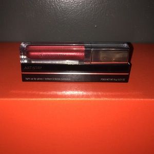 Artistry light up lip gloss